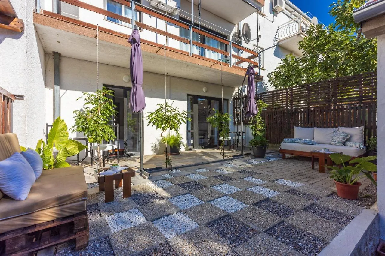 House Sunshine Villa Novi Vinodolski 0*,  Croatia