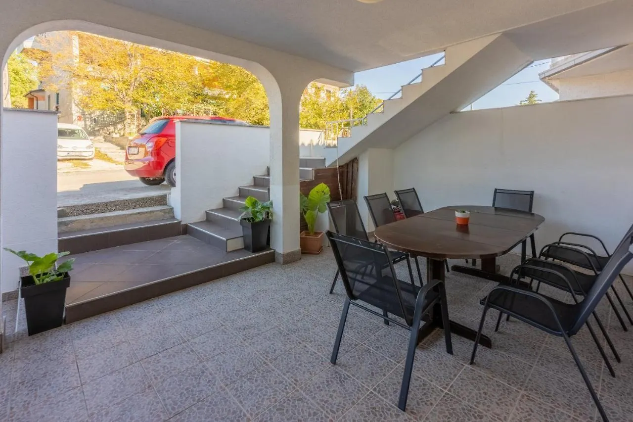 House Sunshine Villa Novi Vinodolski 0*,
